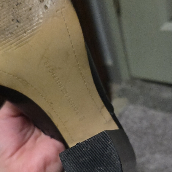 Tommy Hilfiger Black Mules with Gold Accent - Picture 5 of 7